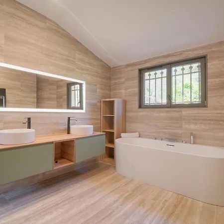 Frgk Mathis - Luxury, Sea View & Pool Jean De Noailles