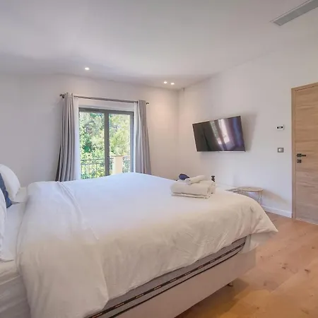 Frgk Mathis - Luxury, Sea View & Pool Jean De Noailles